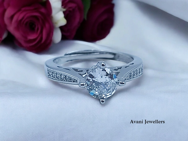 Avani Jewellers Silver Ladies Fancy Ring - 2.9, Adjustable