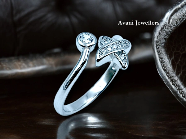 Avani Jewellers Silver Ladies Fancy Ring - 2.44, 14