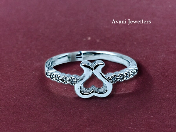 Avani Jewellers Silver Ladies Fancy Ring - 1.92, 14