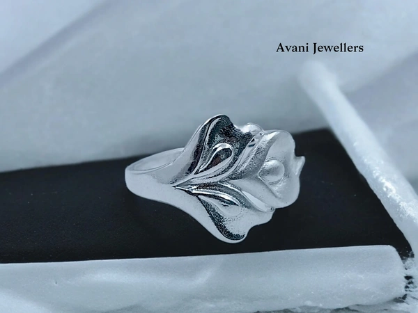 Avani Jewellers Silver Ladies Plain Ring - 2.52, 13
