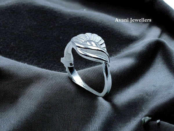 Avani Jewellers Silver Ladies Plain Ring - 2.1, 13