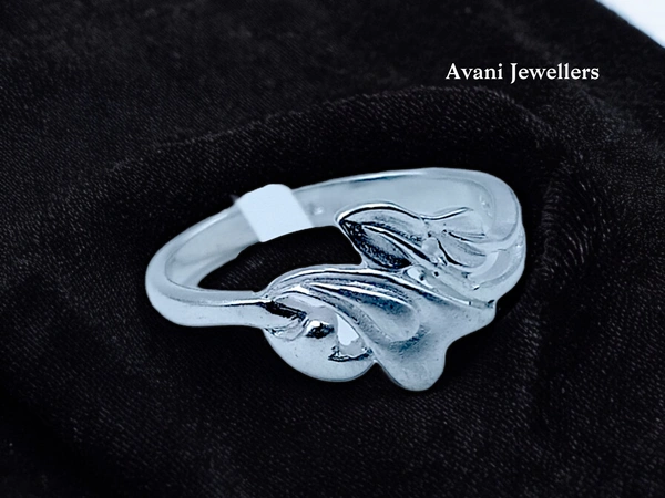 Avani Jewellers Silver Ladies Plain Ring - 2.18, 12