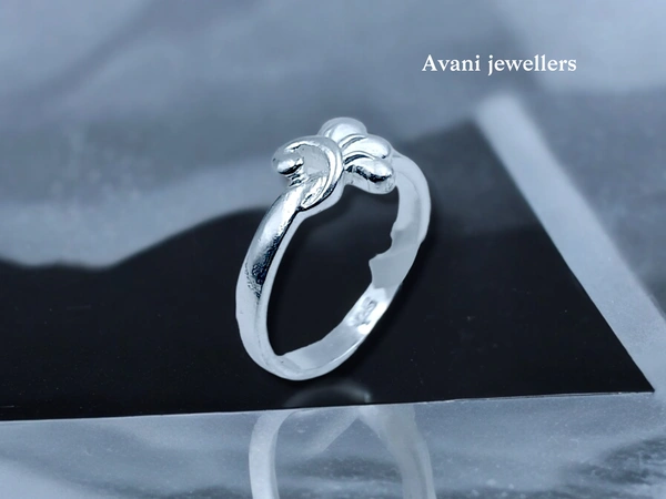 Avani Jewellers Silver Ladies Plain Ring - 2.32, 12