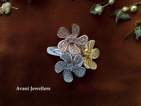 Avani Jewellers Silver Ladies Cocktail Ring - 7.5, 11