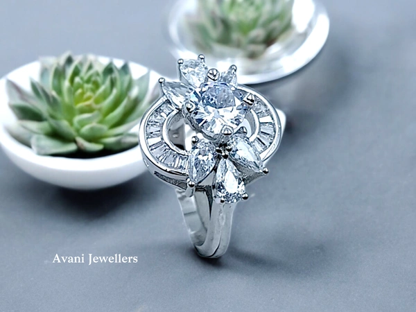 Avani Jewellers Silver Ladies Cocktail Ring - 4.98, 12