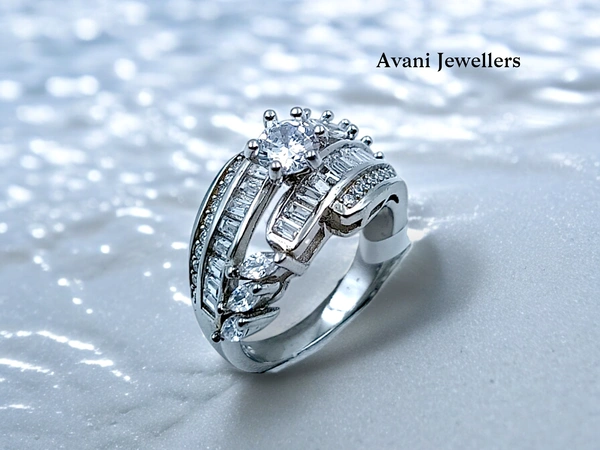 Avani Jewellers Silver Ladies Cocktail Ring - 5.63, 16