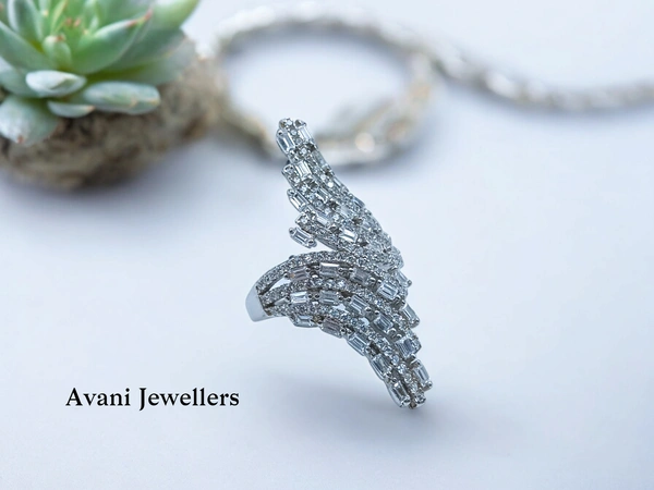 Avani Jewellers Silver Ladies Cocktail Ring - 7.11, 15