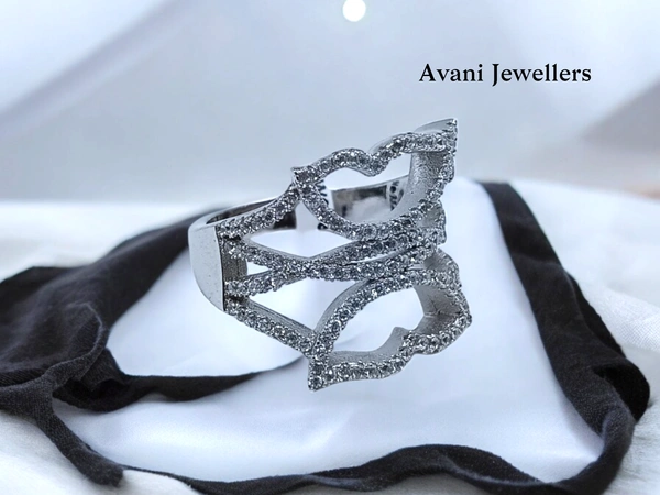 Avani Jewellers Silver Ladies Cocktail Ring - 6.8, 14