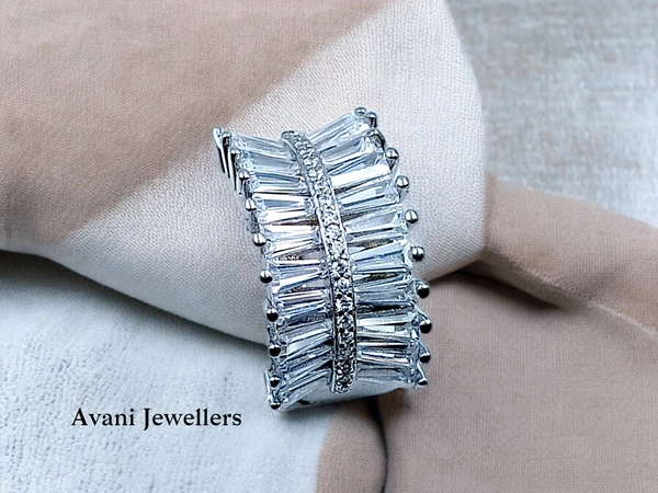 Avani Jewellers Silver Ladies Cocktail Ring - 7.94, 11