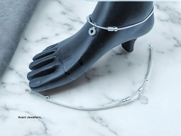 Avani Jewellers Silver Fancy Paayal - 18.3, 10.5 Inch