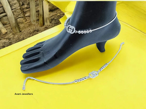 Avani Jewellers Silver Fancy Paayal - 20.92, 10.5 Inch