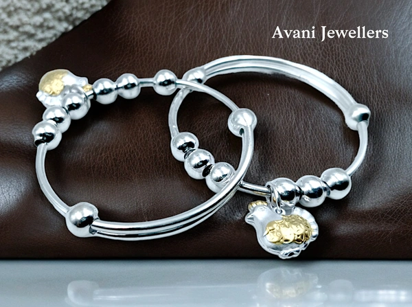 Avani Jewellers Silver Baby Plain Kade - 17.79, Adjustable