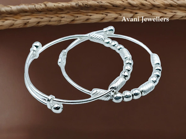 Avani Jewellers Silver Baby Plain Kade - 13.94, Adjustable