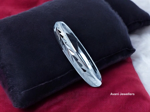 Avani Jewellers Silver Gents Kade - 16.93, 2 Inch