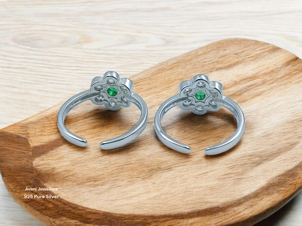 Avani Jewellers Silver Fancy Stone Bichiya - 3.72