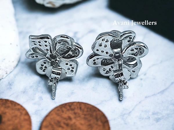 Avani Jewellers Silver Fancy Studs - 4.19