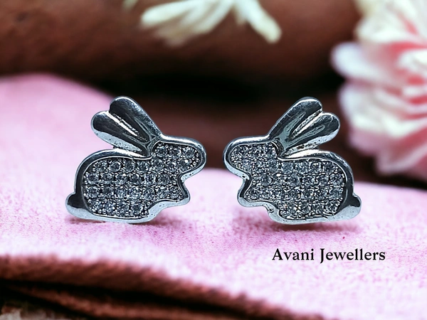 Avani Jewellers Silver Fancy Studs - 2.64
