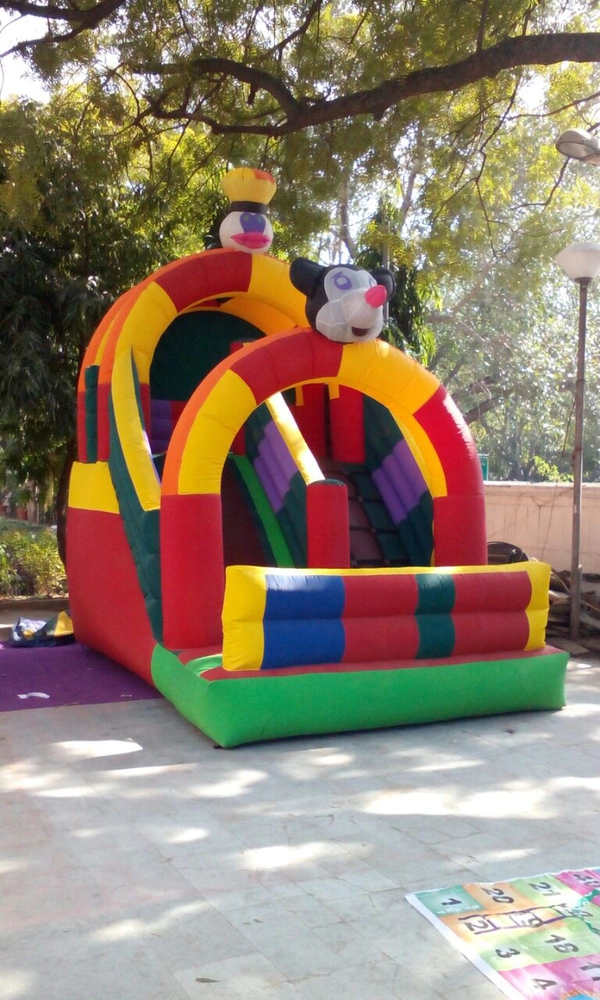 Jumping Bouncy Castle 