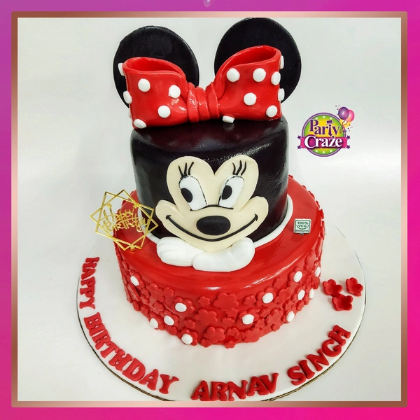 Designer Cakes 48