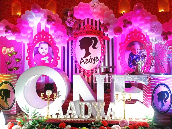 ONE Cake Table Rental