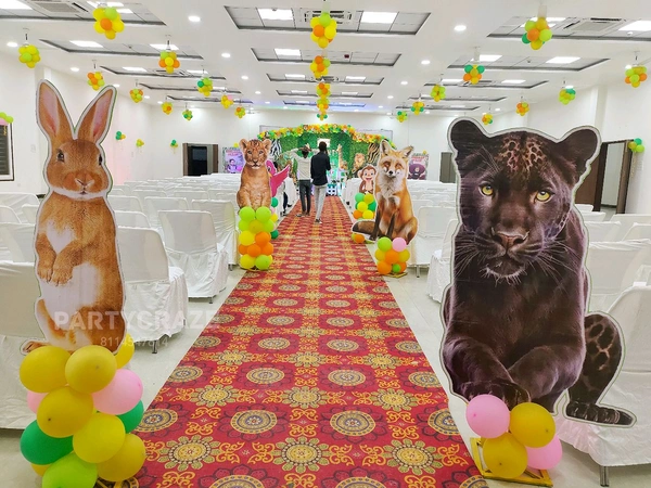 Jungle Safari Theme 