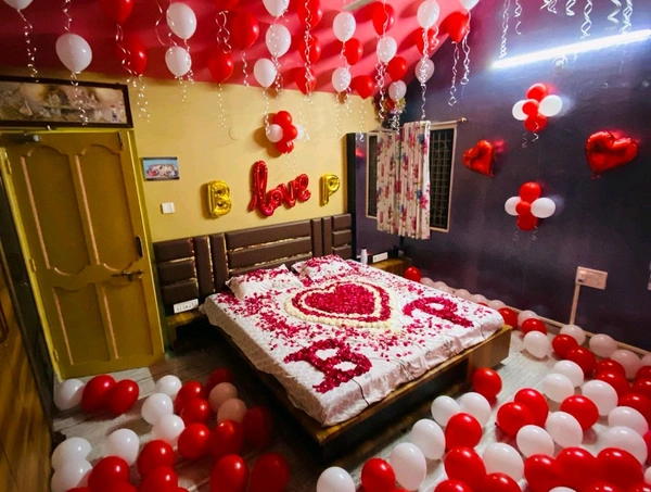 First Night Room Decor 28