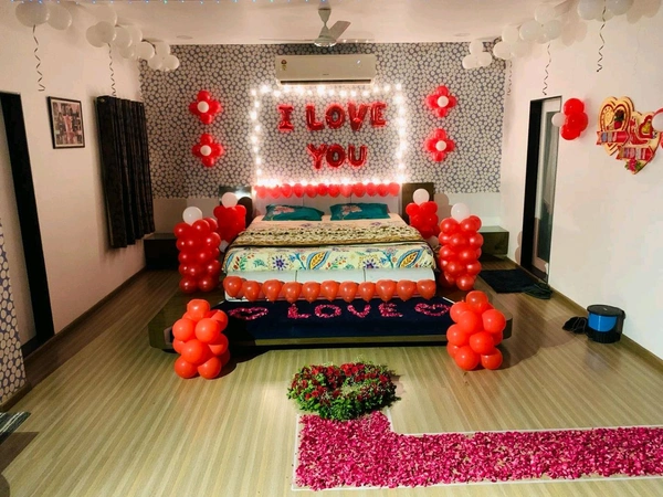 First Night Room Decor 30