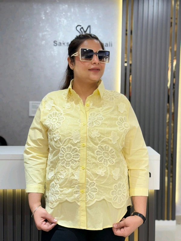 132069 Beautiful Cotton Shirt With Flower Embroidery