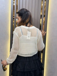 132214 Beautiful Crochet Top With Inner