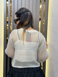 132214 Beautiful Crochet Top With Inner