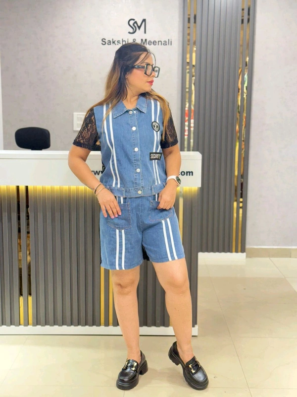 131879 Beautiful Denim Cordset With Shorts
