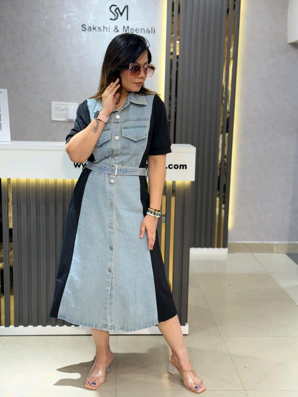 132189 Beautiful Denim Dress With Belt