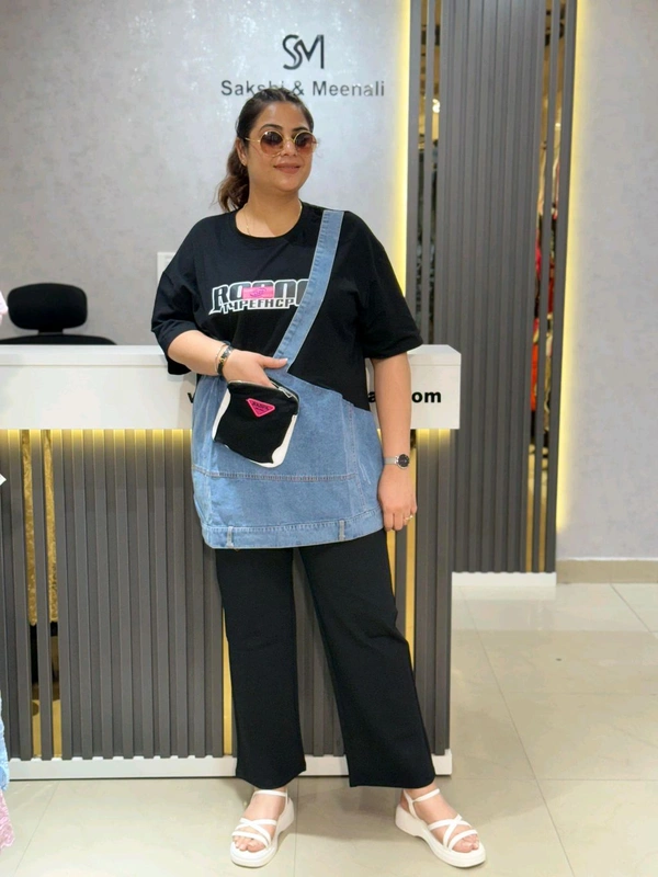 132119 Beautiful Denim Dress With Pocket