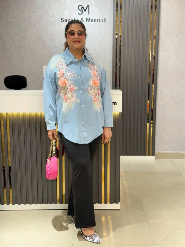 132099 Beautiful Denim Shirt With Lace And Stud