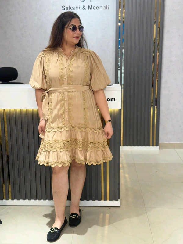 132153 Beautiful Dress With Inner And Belt