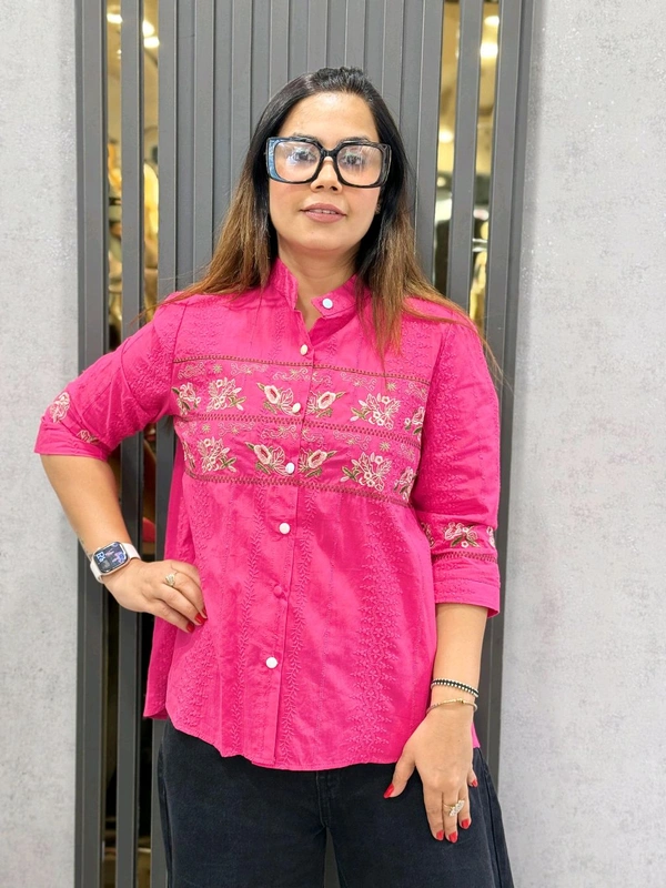 131877 Beautiful Embroidered Top