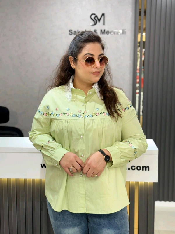 132014 Beautiful Embroidery Shirt