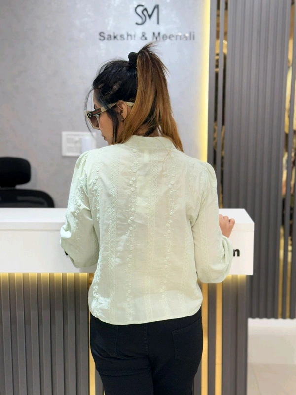 132194 Beautiful Embroidery Shirt