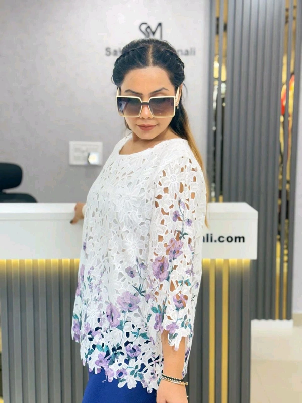 131861 Beautiful Florescent Top