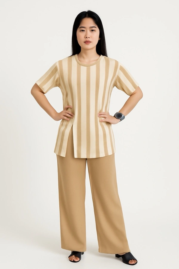 131767 Beautiful Knitted Cords