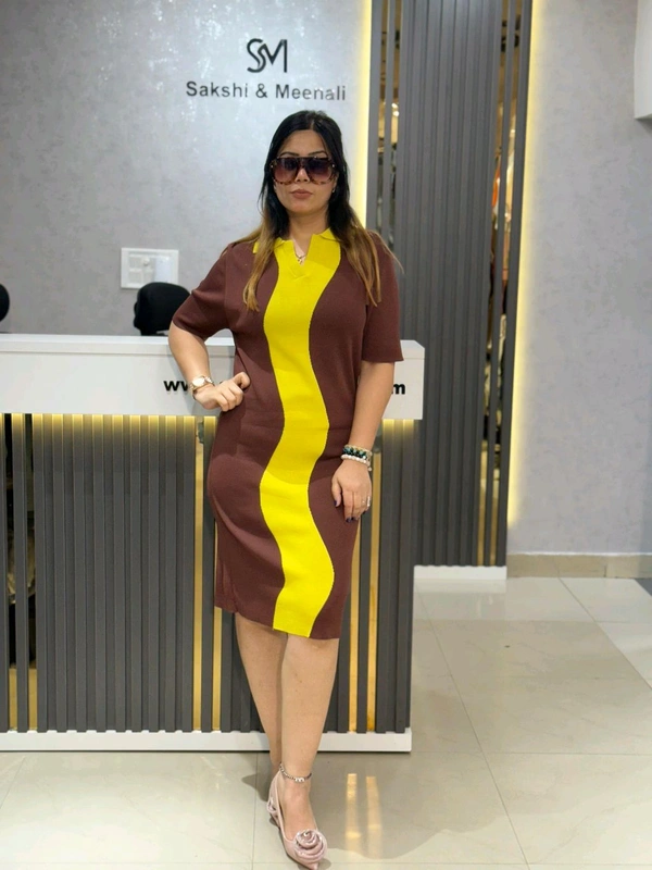 132205 Beautiful Knitted Dress