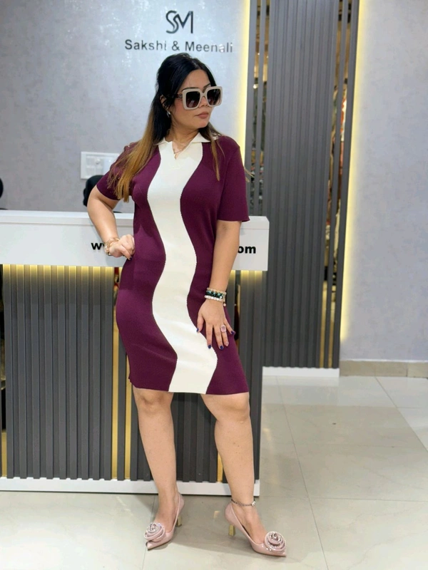 132205 Beautiful Knitted Dress