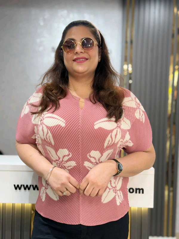 132246 Beautiful Magic Plus Size Top