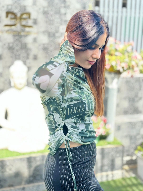 131162 Beautiful Mesh Printed Net Top