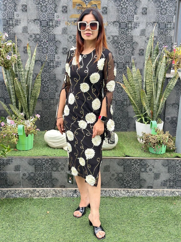 131178 Beautiful Net Dress With 3D Flowers