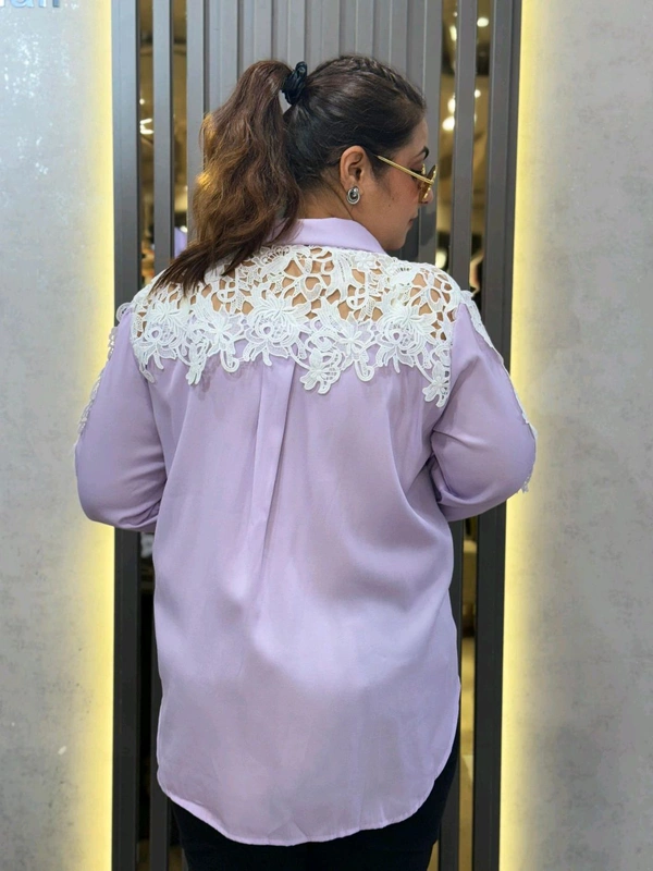132234 Beautiful Shirt With Lace Work