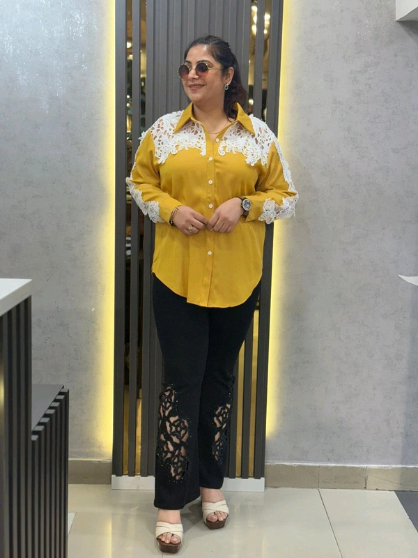 132234 Beautiful Shirt With Lace Work