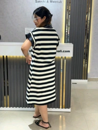 132173 Beautiful Stripes Dress With Satin Collar Detailing