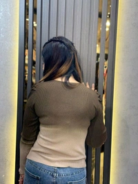 132213 Beautiful Stylish Knitted Top