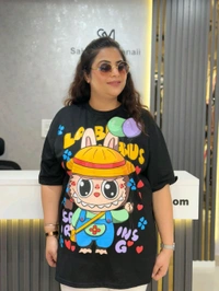132138 Beautiful Tee With Labubu Detailing
